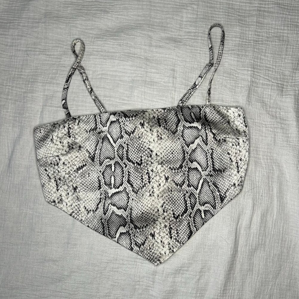 FOREVER 21 Snake Print Tie Back Sleeveless Top Womens Large